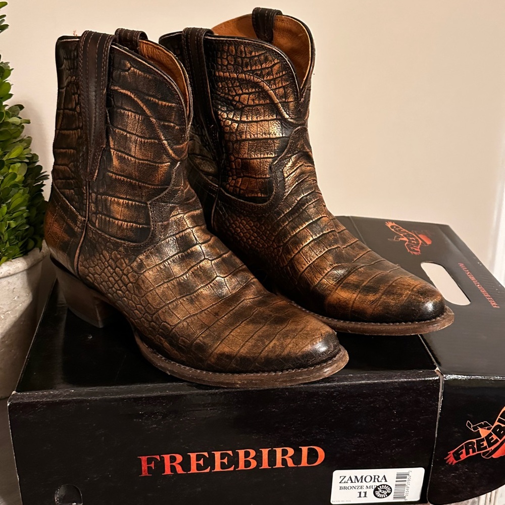 Freebird by Steven Zamora Bronze Multi